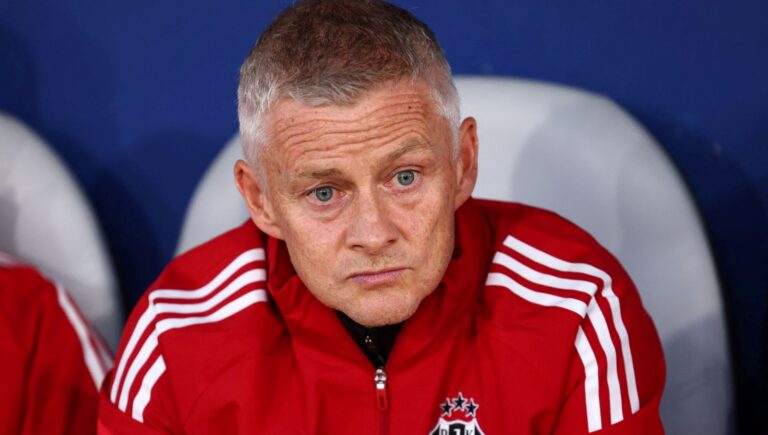 besiktas onceatti sonra yedi solskjaerhayal kirikligi yasiyorum diyerek nedenini anlatti NDtC7ANr