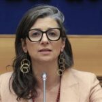 bm ozel raportoru albaneseden uefaya israili musabakalardan kovma cagrisi sMhmtzzb