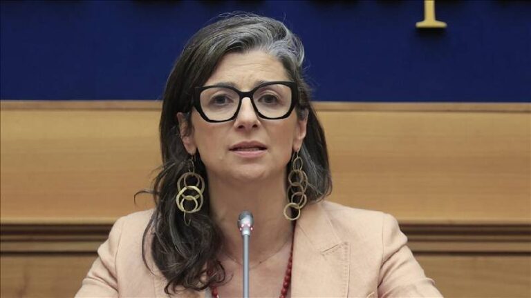 bm ozel raportoru albaneseden uefaya israili musabakalardan kovma cagrisi sMhmtzzb