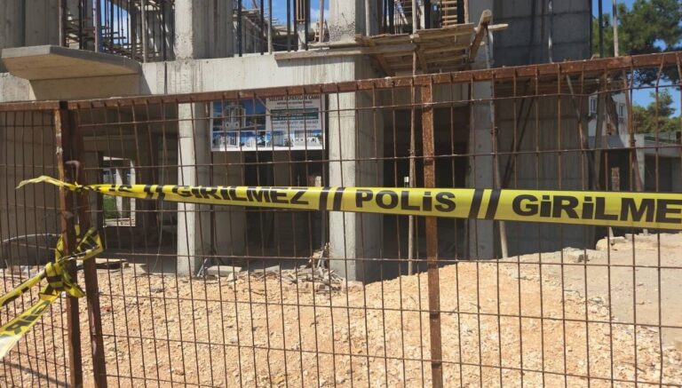 cami insaatindan dusen isci hayatini kaybetti yOT43vvW