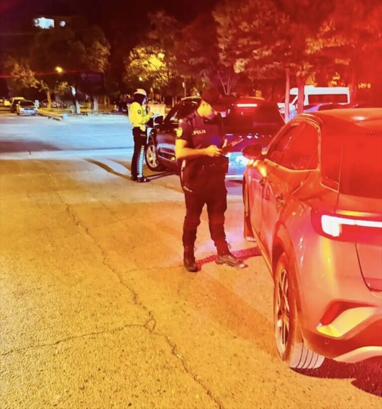 gaziantepte 13 aranan sahis yakalandi be56KX6e