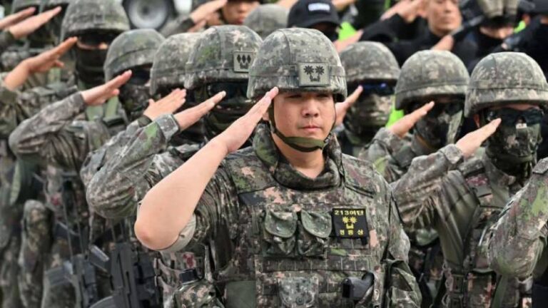 guney kore ordusu dusuk dogum orani nedeniyle yuzde 20 kuculdu XWyO4kS4