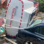 istanbulda akaryakit tankeri devrildi sokak trafige kapatildi dvnDMVlE