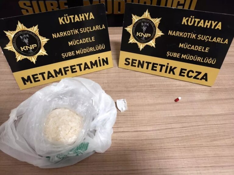 kutahyada uyusturucu operasyonu 2 tutuklama xOtPFnmw