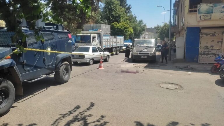 viransehirde silahli kavga 1 olu 3 yarali ihKgipEY