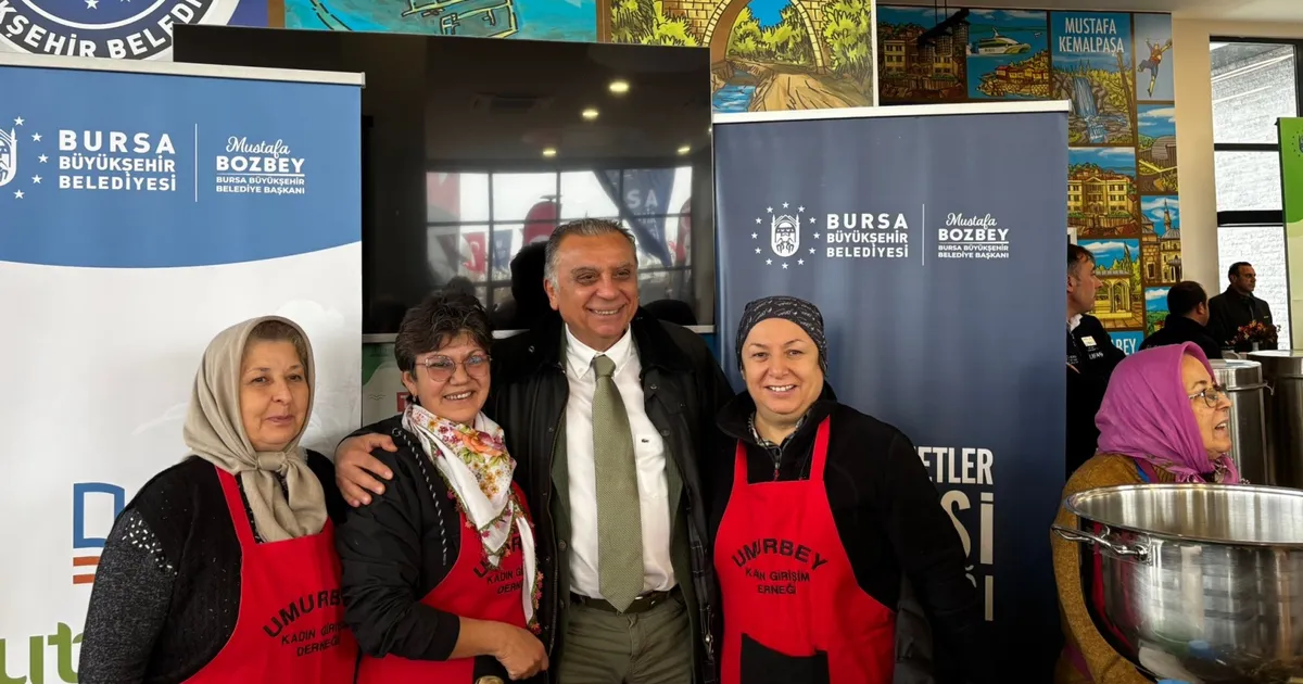bursada-gencler-tarima-yerel-uretim-gelecege-tasiniyor-bursa-tarimina-buyuk-destek-TiV4mlmn.webp