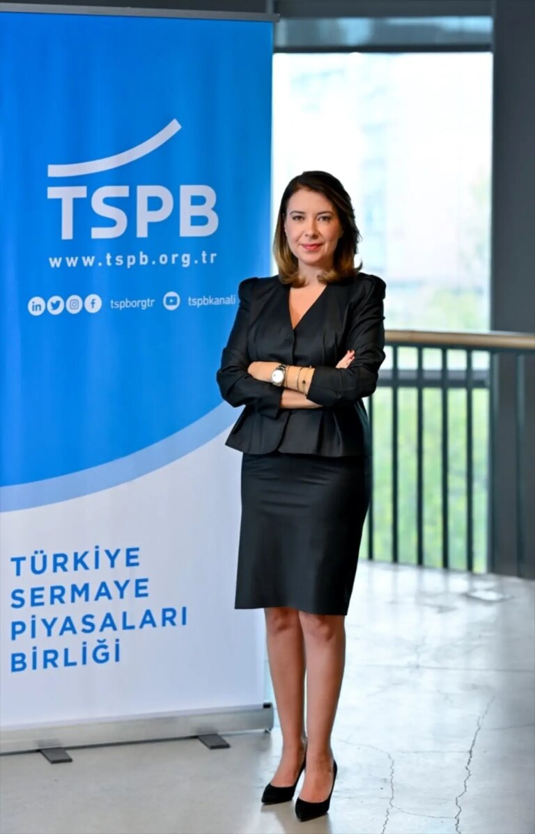 sermaye-piyasalarinda-2025-beklentileri-rnRQSr36.jpg