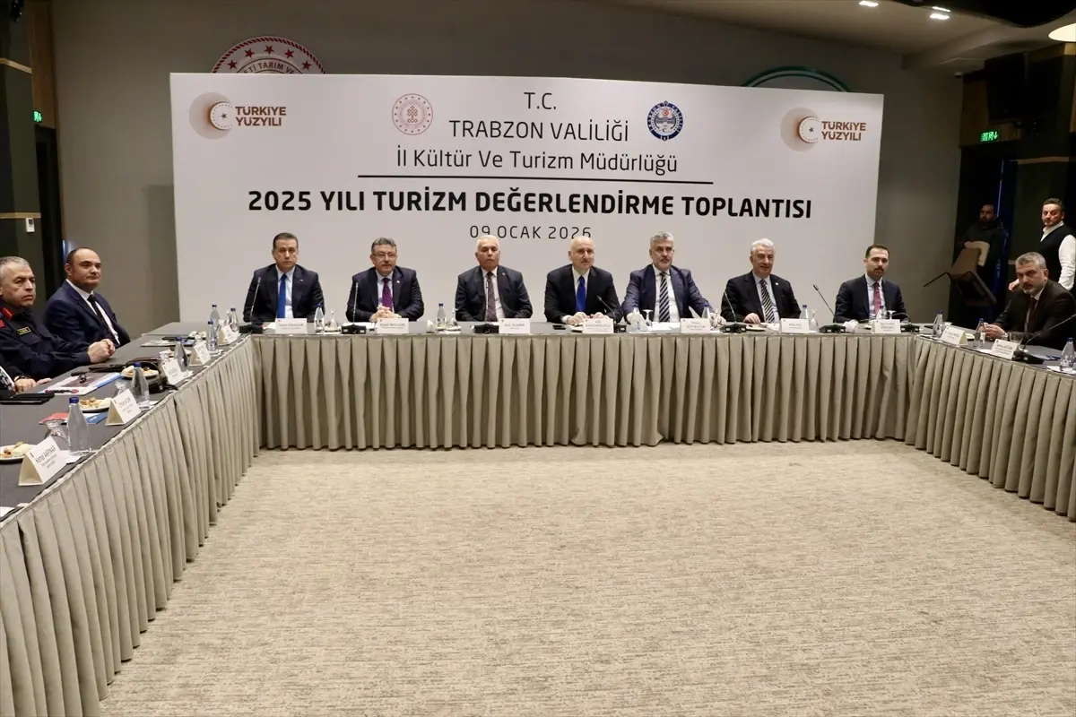 trabzonda-turizm-toplantisi-gerceklesti-wXvl9tAN.jpg