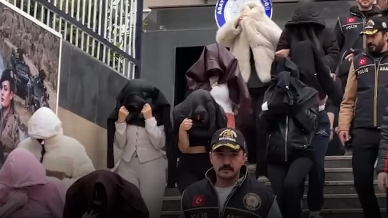 referansli-fuhus-cetesi-cokertildi-cok-sayida-kadin-kurtarildi-1x9qAtPt