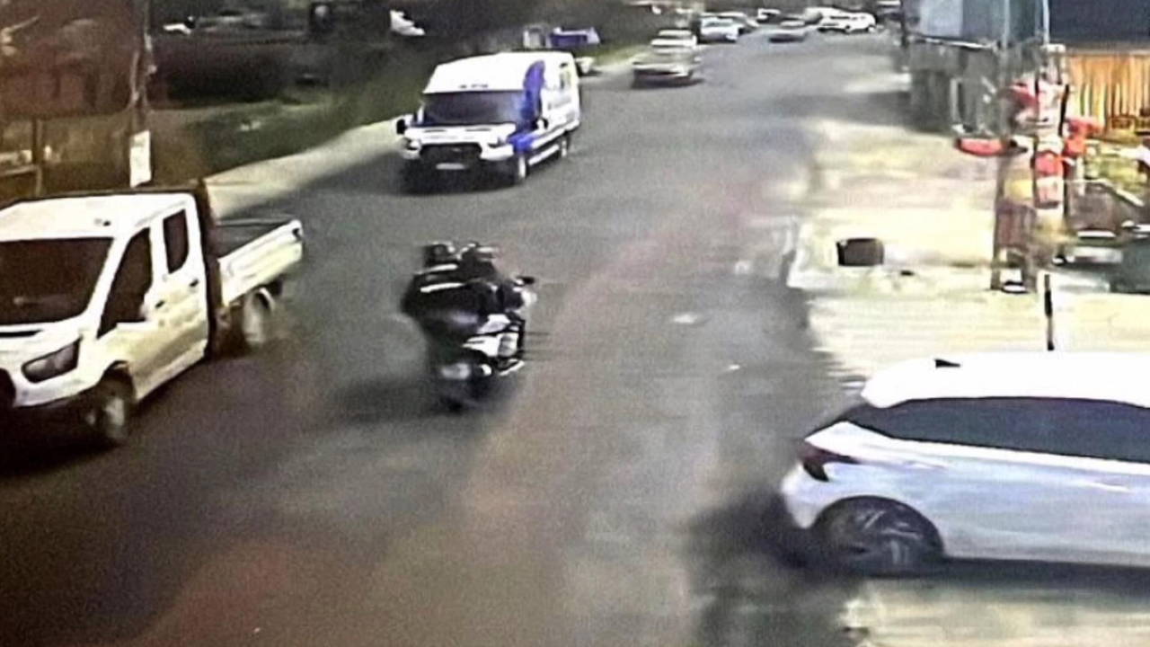 Dolandırıcılık Yöntemi Değişmedi: Kendilerini Polis Olarak Tanıtıp 1,5 Milyon TL Çaldılar