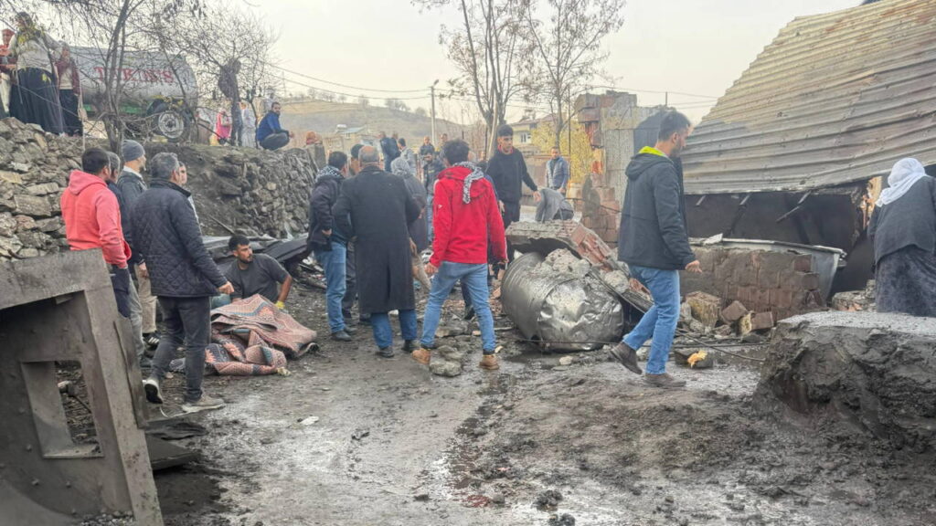 Diyarbakır’daki Peynir Üretim Tesisinde Patlama: 1 Ölü, 5 Yaralı