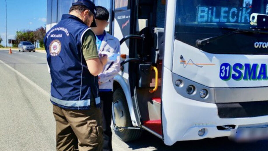 Bilecik’te Düzensiz Göçle Mücadele İçin Mobil Göç Aracı Denetimleri