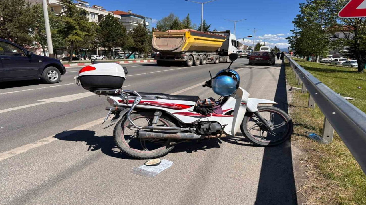 Tavşanlı’da Trafik Kazası: Motosikletli Sürücü Ağır Yaralandı